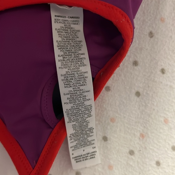 Nike racerback sports bra - Picture 3 of 4